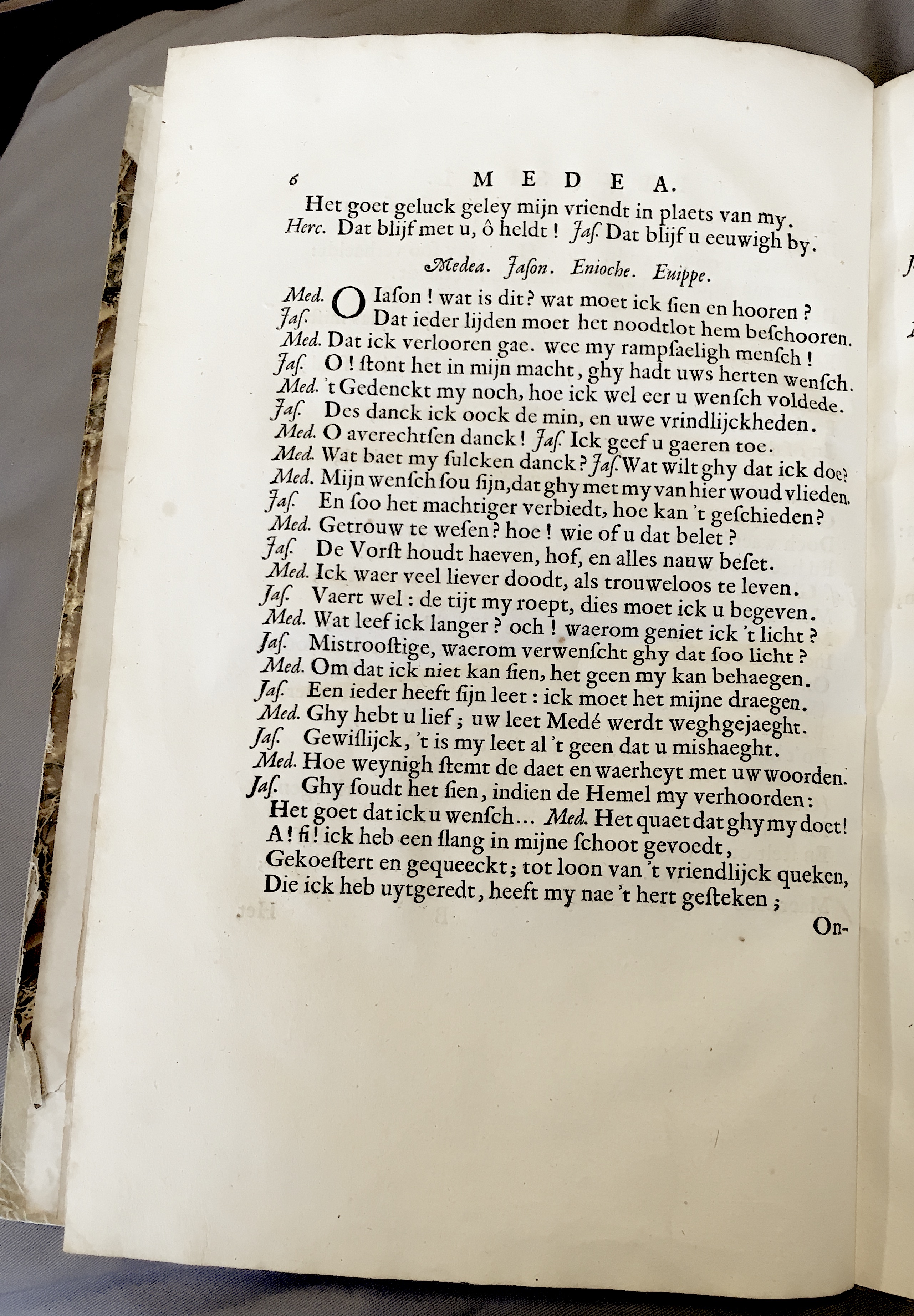 SixMedea1648p06.jpg