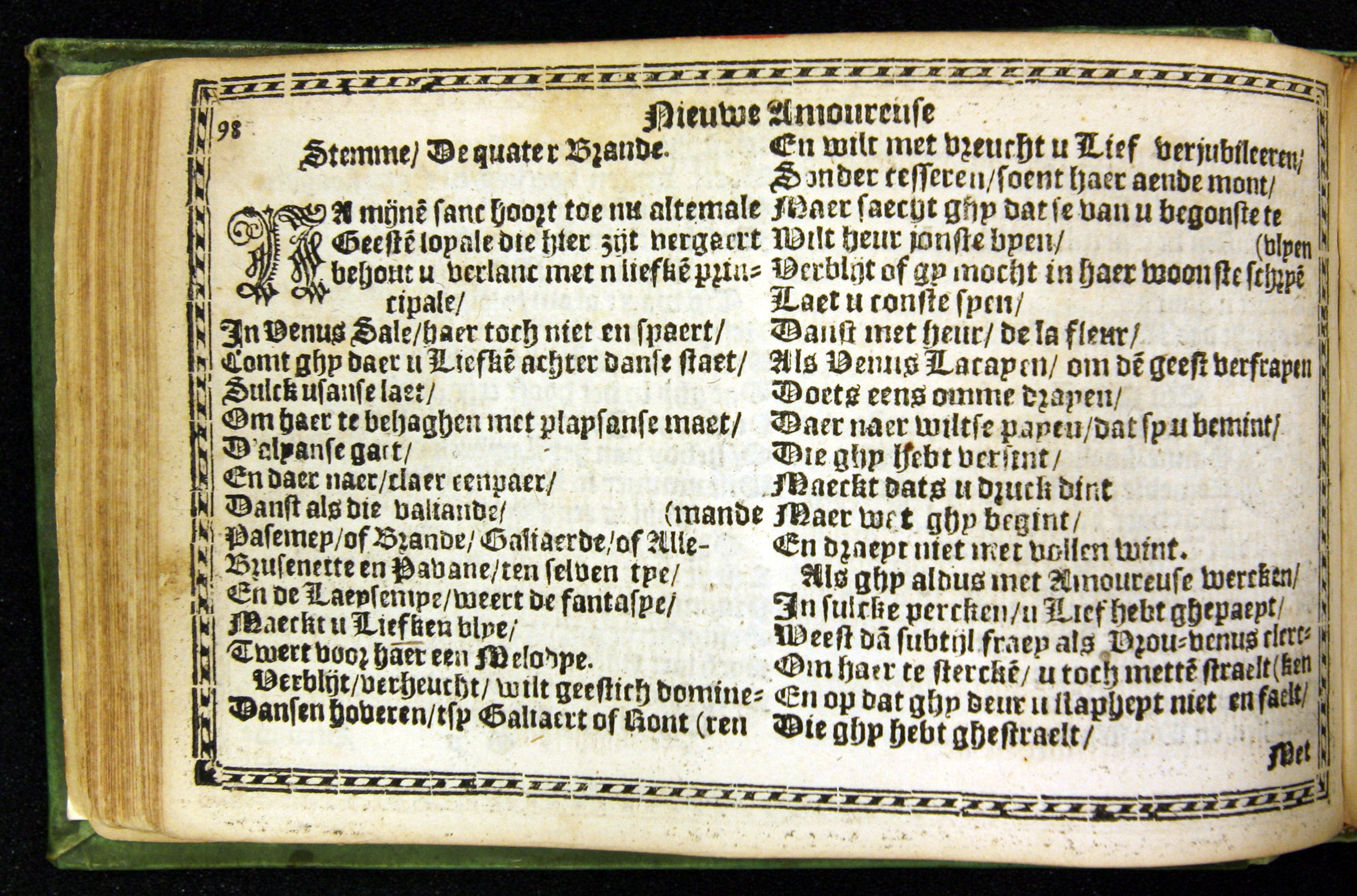 tweedeliedtboeck160526.jpg